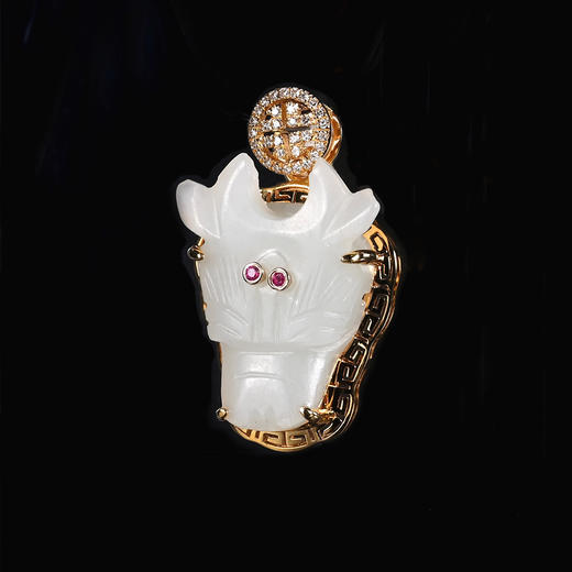 清代和田白玉“牛气冲天”项坠 商品图1