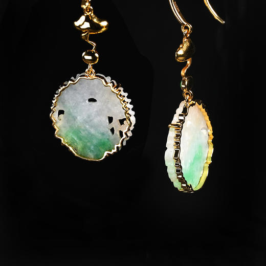 清代翡翠俏色“福寿双全”耳环 商品图4