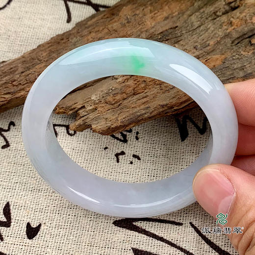 派瑞翡翠 翡翠手镯 糯种 绿色 商品图0