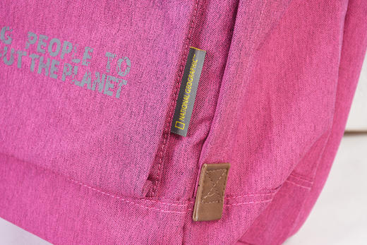 国家地理 可放轻薄笔记本/iPad 手提双肩背包 Z-9315 商品图9