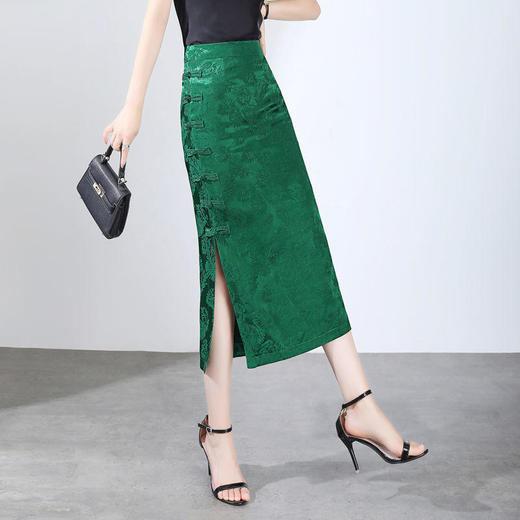 LSMB220708新款复古优雅盘扣提花中长款开叉半身裙 商品图1