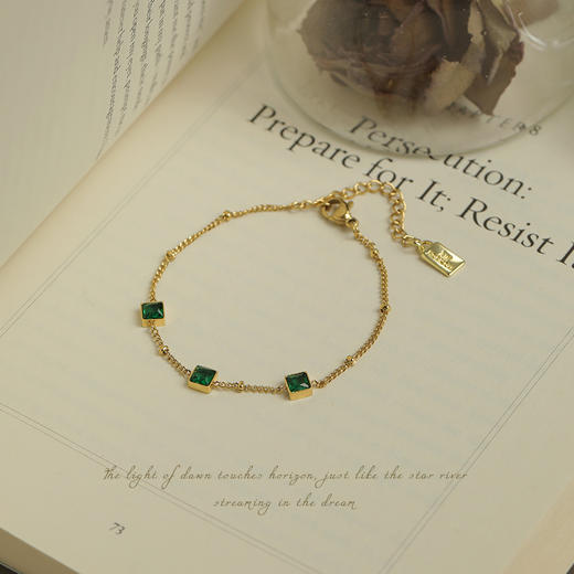 Oflye潮流饰品 复古祖母绿手链ins小众设计首饰女简约气质高质感手饰 商品图1