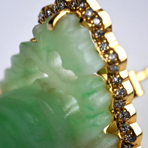 清代翡翠瓜果不对称耳钉 商品图8