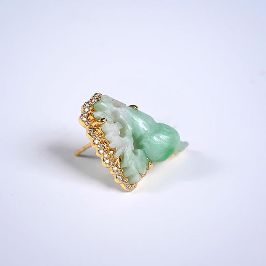 清代翡翠瓜果不对称耳钉 商品图2