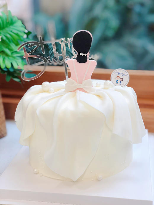 翻糖女士蝴蝶结奶油蛋糕 下单前请仔细阅读商品详情 商品图1