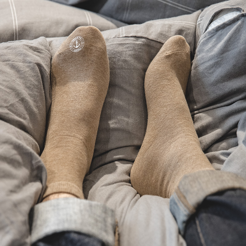 工装优选 日系复古船锚印花中筒春款吸汗ins纯色棉袜男潮袜子