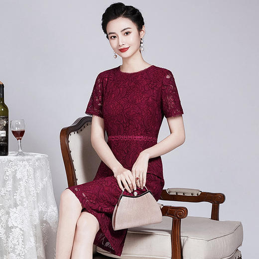 ZY-Q5686夏季新款优雅气质显瘦连衣裙酒红色蕾丝女裙现货 商品图1