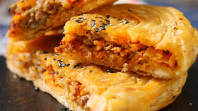  香到没朋友，脆得掉渣渣，“成都军屯锅魁”好吃到流泪！ 