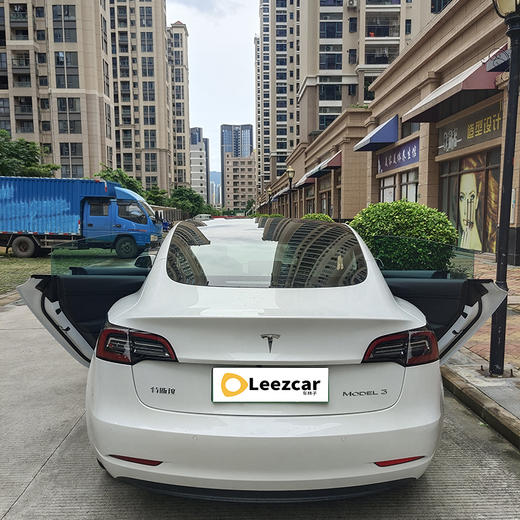 特斯拉 Model 3 标准续航后驱升级版 【长租-深圳】 商品图5