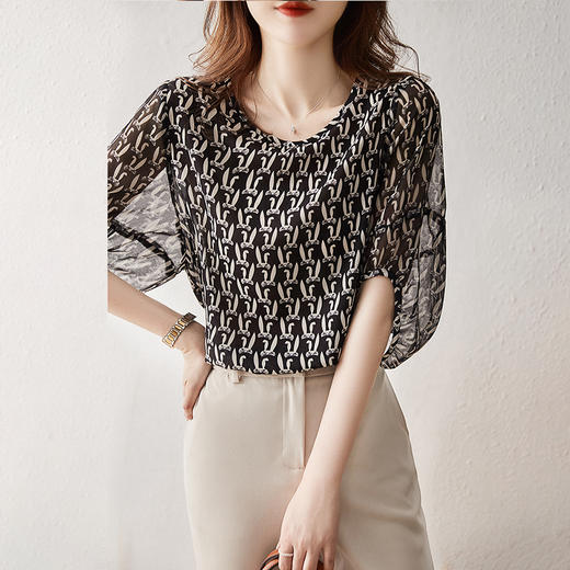 清爽夏日小兔子头像显瘦/灯笼袖减龄印花时尚小上衣女 RWQ1391 商品图1