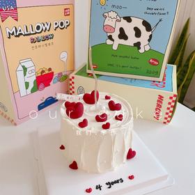 ins红色爱心简约情人节七夕蛋糕-低糖处理无添加