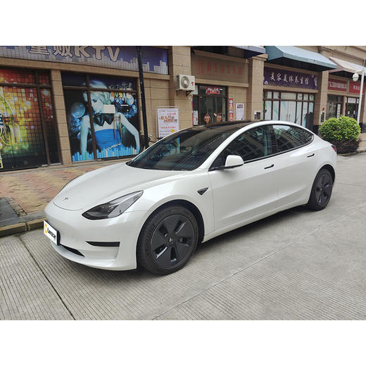 特斯拉 Model 3 标准续航后驱升级版 【长租-深圳】 商品图2