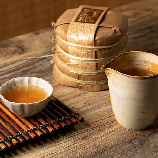 【中秋特惠】拍一发二2020年贡茶曼松生茶100g小饼 商品图1