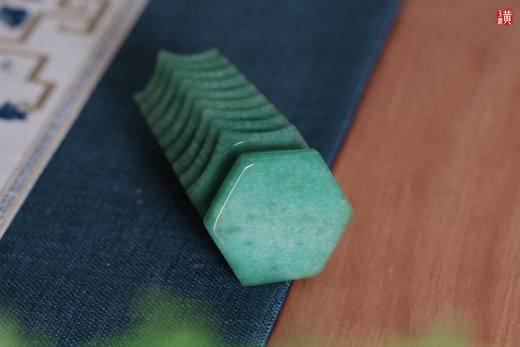 天然东陵玉文昌塔摆件 商品图2