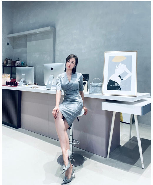 ”贝尔加湖“ 宁静的湖水绿 连衣裙 莫兰迪色系 J20384379颈袖添香 商品图9