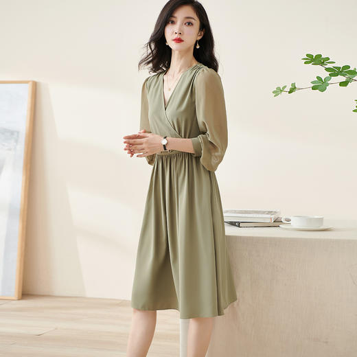 剩S/M/L/XL 米思阳2026春季新款气质淑女交叠V领连衣裙薄款长袖大摆裙子2114 商品图3