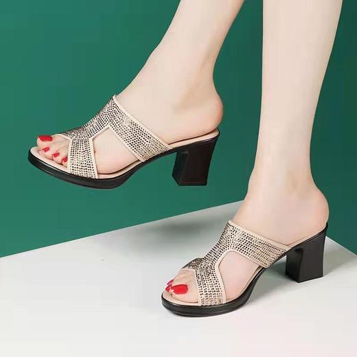 XHRJH220711新款时尚气质百搭粗跟水钻凉拖鞋 商品图5