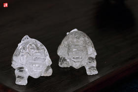 一对天然白水晶龙龟摆件