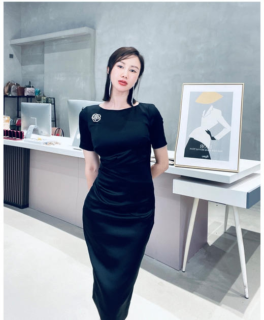 颈袖添香-连衣裙-“仪式感系列”J20284351A颈袖添香女装新款修身气质显瘦型OL通勤包臀职场装连衣裙J20284351A 商品图5