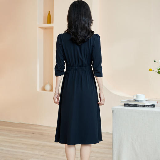剩S/XL 米思阳2025春季新款时尚通勤西装领连衣裙明线斜纹a字大摆裙2133 商品图5