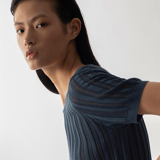 322工房新款16针坑条挑孔针法有机棉镂空针织T恤 商品图3