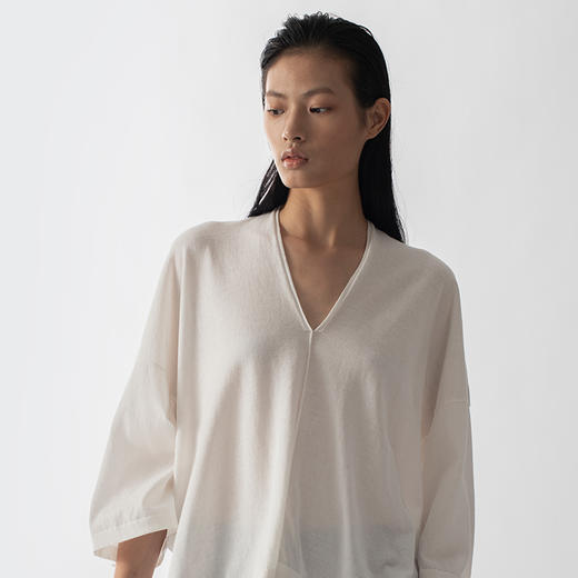 322工房新款16针单边针法有机棉针织罩衫 商品图3