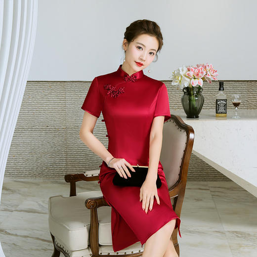 YS-05650婚礼服夏季年轻喜婆婆婚宴装红色长款改良旗袍连衣裙 商品图3