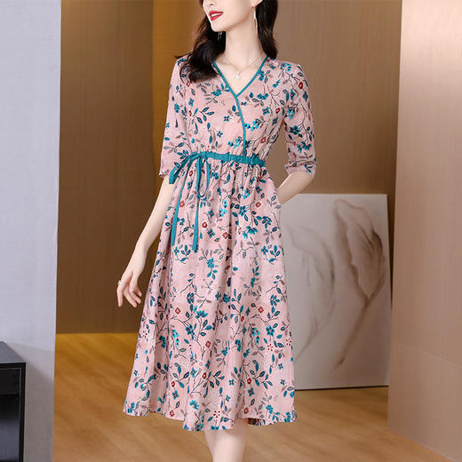 碎花连衣裙女夏季新款气质收腰v领小个子 DL6969 商品图0