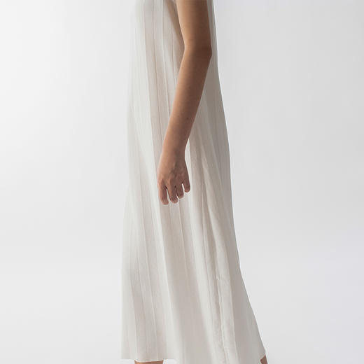 322工房新款16针芝麻点针法纯棉针织长连衣裙 商品图3