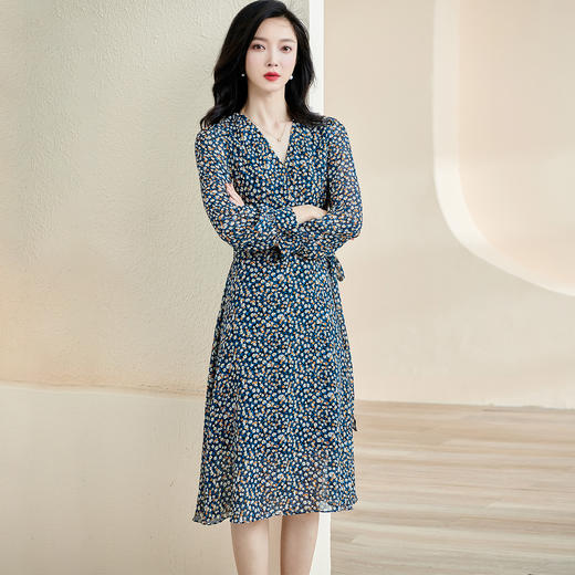 米思阳2026春季新款法式优雅碎花裹身茶歇连衣裙薄款长袖大摆裙子 商品图3