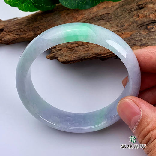 派瑞翡翠 翡翠手镯 糯种 春彩 商品图0
