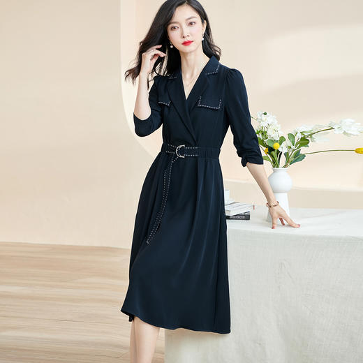 剩S/XL 米思阳2025春季新款时尚通勤西装领连衣裙明线斜纹a字大摆裙2133 商品图4