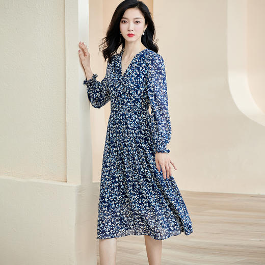 剩S 米思阳新款优雅气质碎花连衣裙压褶收腰垂感大摆裙2446 商品图0