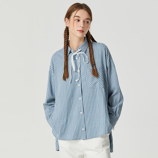 famecoco范可儿原创系带蝴蝶结条纹衬衫女士秋天长袖落肩开叉衬衣DAB6BA008 商品图4