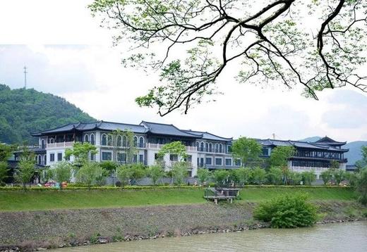 【酒店】嵊州绿玫瑰园嘉兰酒店 商品图0