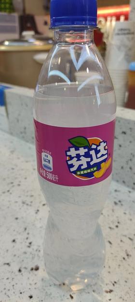 500ml芬达水蜜桃味汽水