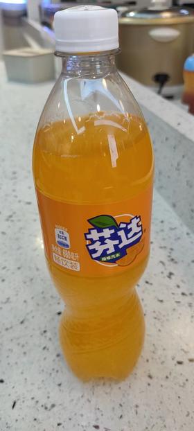 680ml芬达橙味汽水