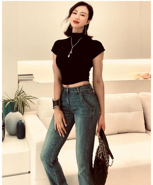 新款J22315322“巨胸T“ 纯欲风复古港风修身高领针织衫（四季可穿） 商品图7