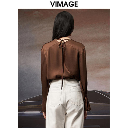 VIMAGE纬漫纪秋季新款时尚喇叭袖口雪纺面料短款V领小上衣女V1813406 商品图4