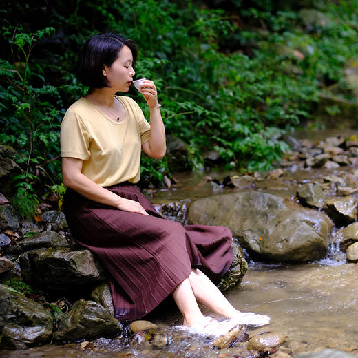 【跟着我们跋山涉水的拖鞋】男女同款踩屎感 EVA材质 双排扣设计 胖脚瘦脚都能调节（3~5天发货） 商品图1