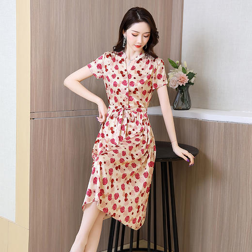 弹力缎真丝连衣裙桑蚕丝夏季年轻款碎花V领修身收腰中长裙子KQ-27281 商品图3