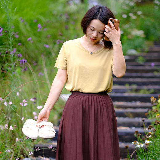 【跟着我们跋山涉水的拖鞋】男女同款踩屎感 EVA材质 双排扣设计 胖脚瘦脚都能调节（3~5天发货） 商品图0