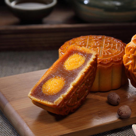 【团购】广州酒家经典款 | 双黄纯红莲蓉月饼 180g*4粒装 商品图1