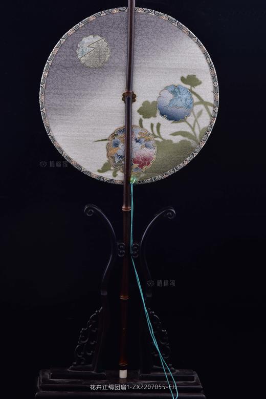 【月朦胧】花卉正绢团扇1-ZX2207055（不含扇架） 商品图1