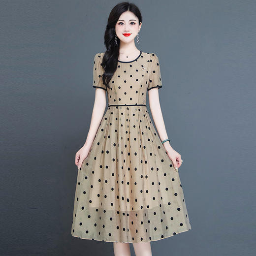 WEZM-BJC123  贵夫人高档时尚气质波点连衣裙女2022夏季新款修身短袖时尚打底裙 商品图2