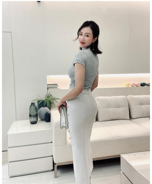 新款J22315322“巨胸T“ 纯欲风复古港风修身高领针织衫（四季可穿） 商品图11