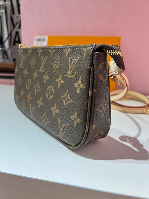 LV麻将腋下包 商品图6