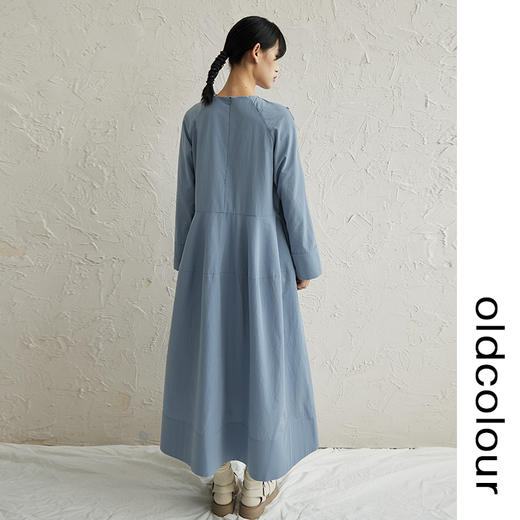 oldcolour纯色简约A摆连衣裙早秋新款设计感气质圆领长款裙子 商品图3
