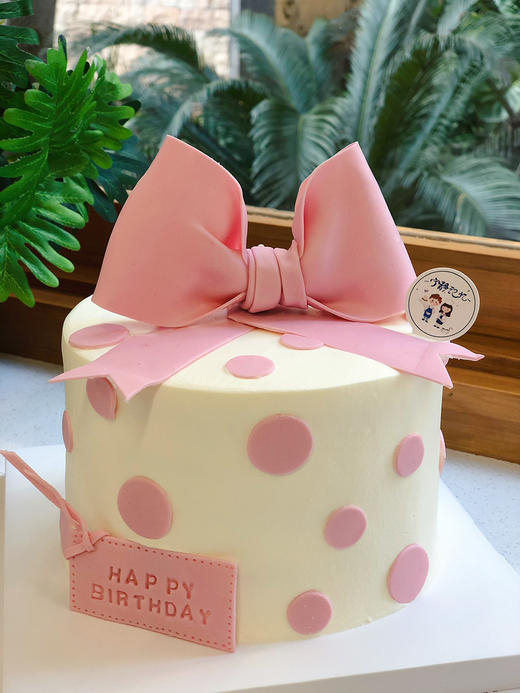 粉色翻糖蝴蝶结奶油蛋糕 下单前请仔细阅读商品详情 商品图0