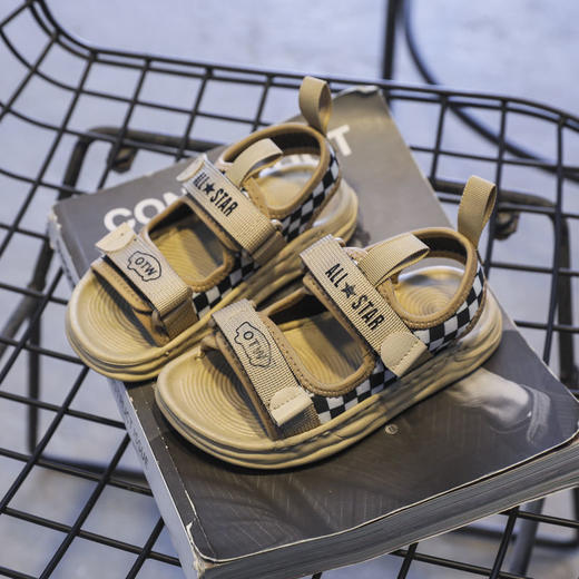 【2022夏季新款】儿童运动凉鞋，男童棋盘格露趾沙滩鞋，中大童防滑休闲鞋子 商品图2